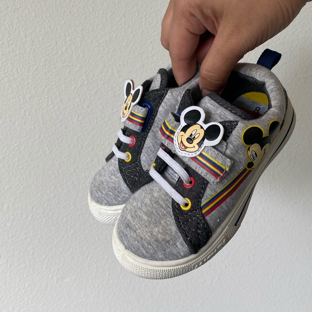 Mickey Mouse shoes toddler size 8
